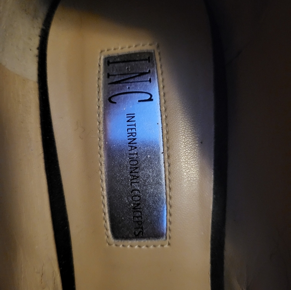 INC International Concepts Black Rhinestone Pointed Toe Heel Pumps size 8 - Picture 4 of 4